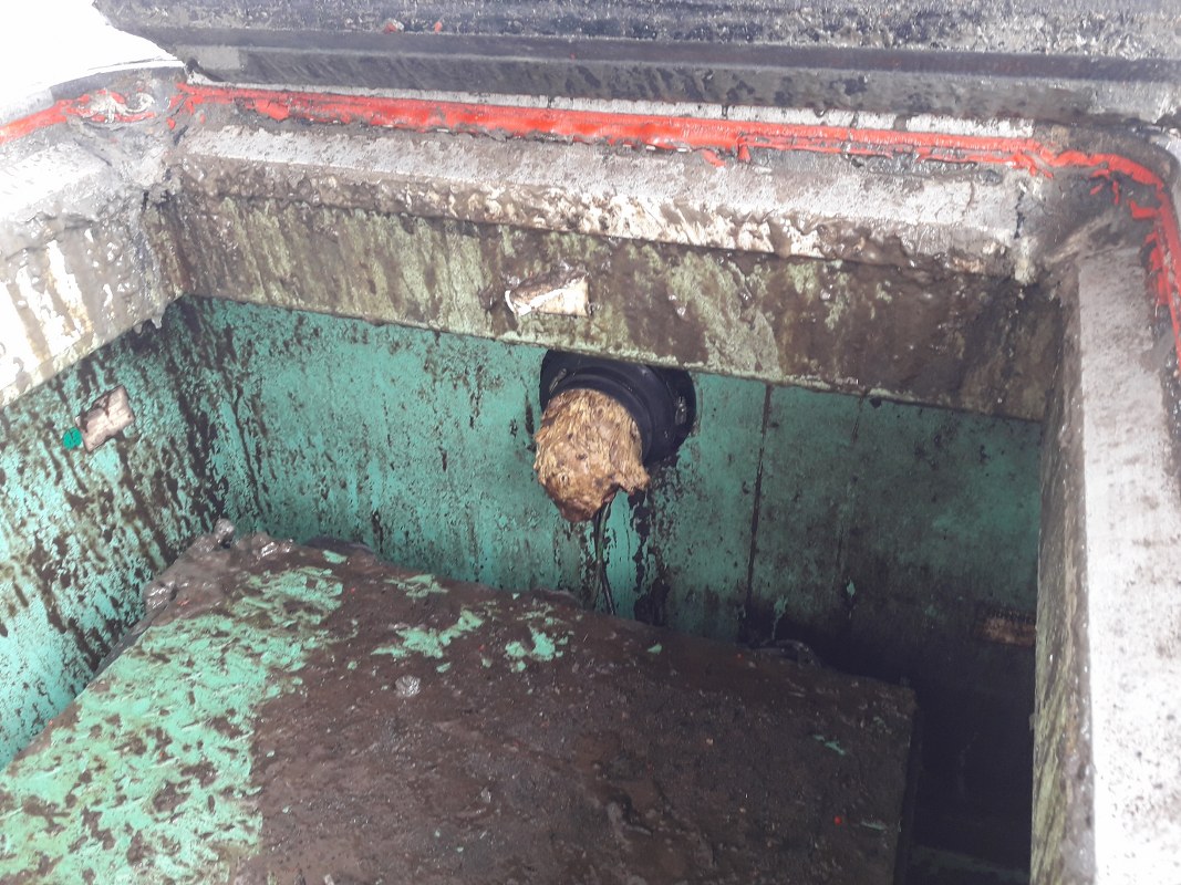 Fibrelite Chamber - Leaking